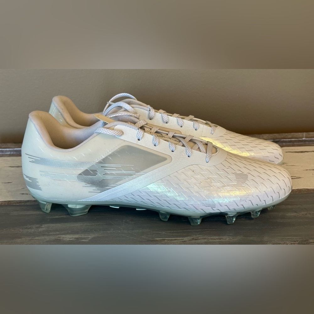 NWOT Under Armour Men's Blur Lux MC Football Cleats - Size 15